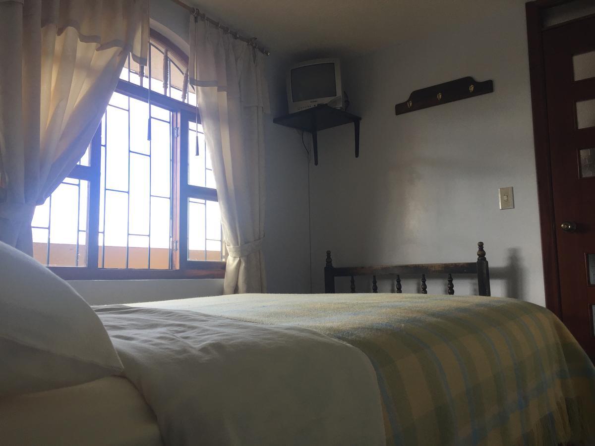 Hostal Runa Pacha Otavalo Esterno foto